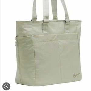 COPY - Nike One Luxe Training Bag